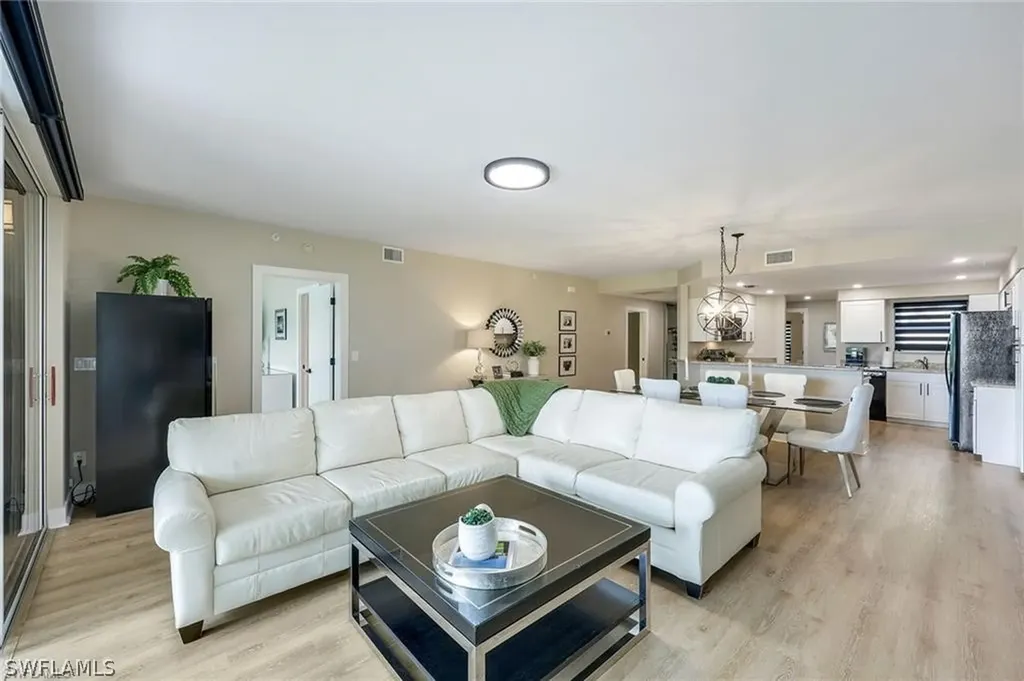 3321 Glen Cairn Court Bonita Springs FL 34134