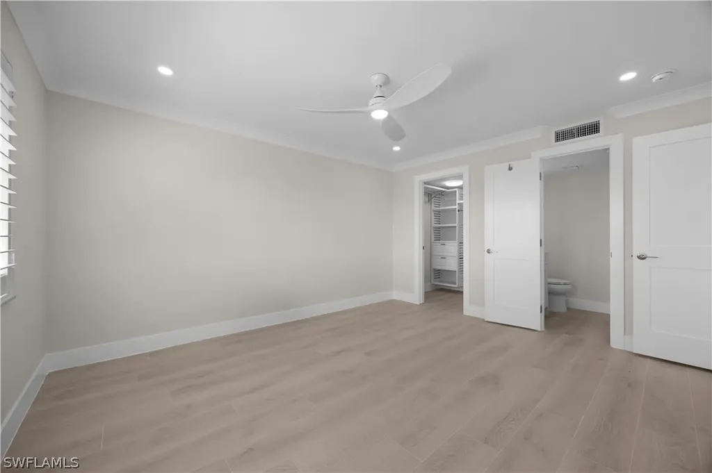 21 High Point Circle E Naples FL 34103
