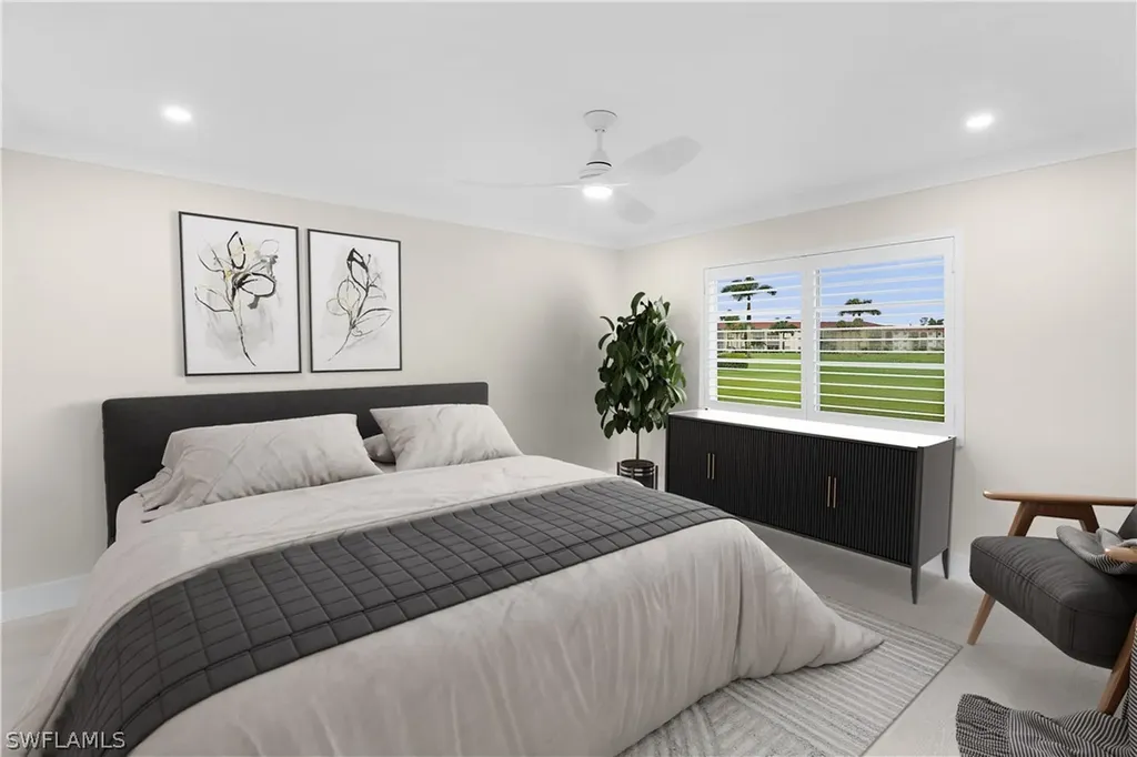 57 High Point Circle W Naples FL 34103