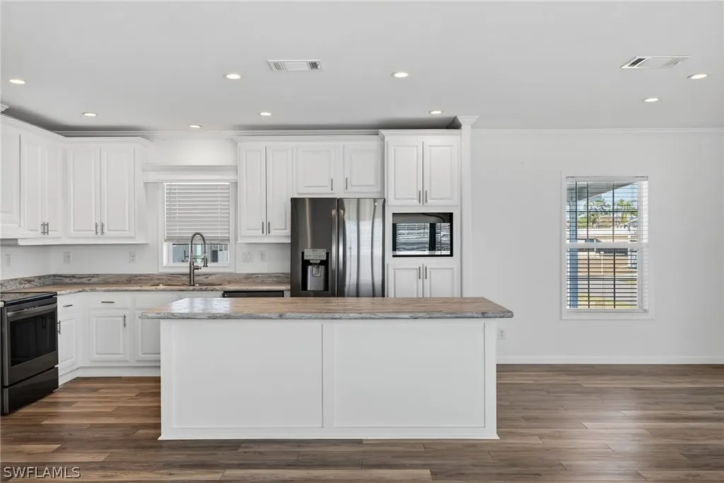 14729 Constitution Way North Fort Myers FL 33917