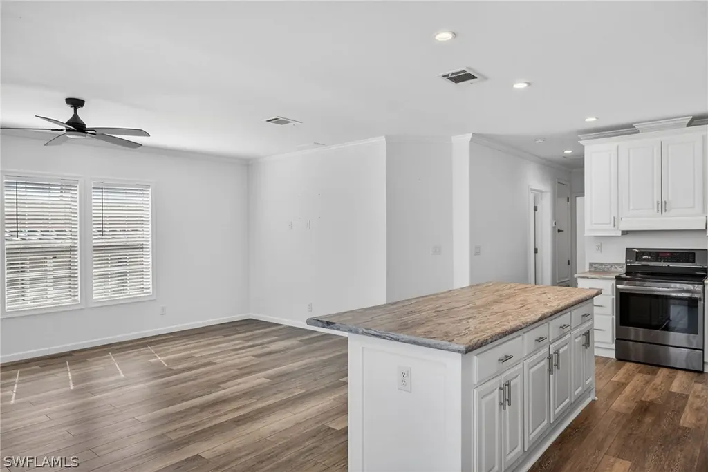 14729 Constitution Way North Fort Myers FL 33917