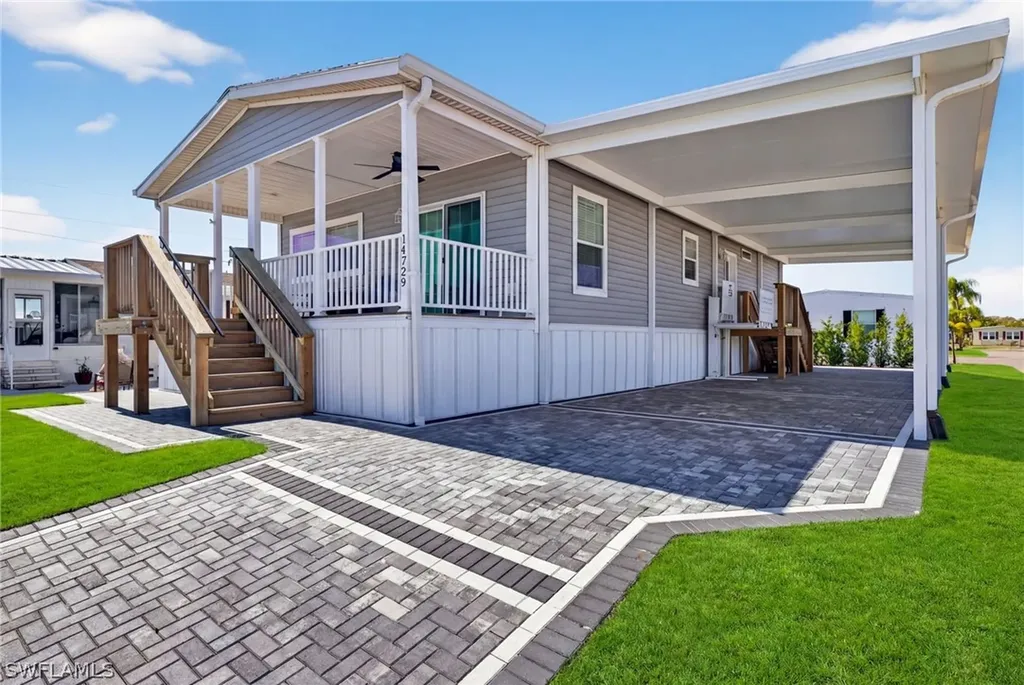 14729 Constitution Way North Fort Myers FL 33917