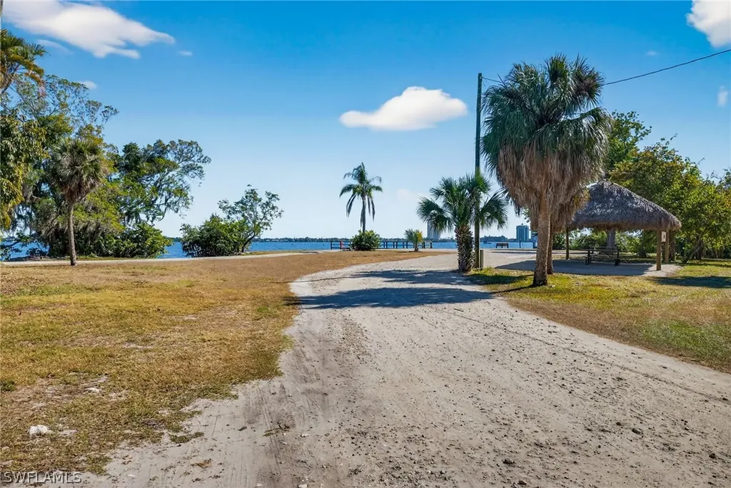 14729 Constitution Way North Fort Myers FL 33917