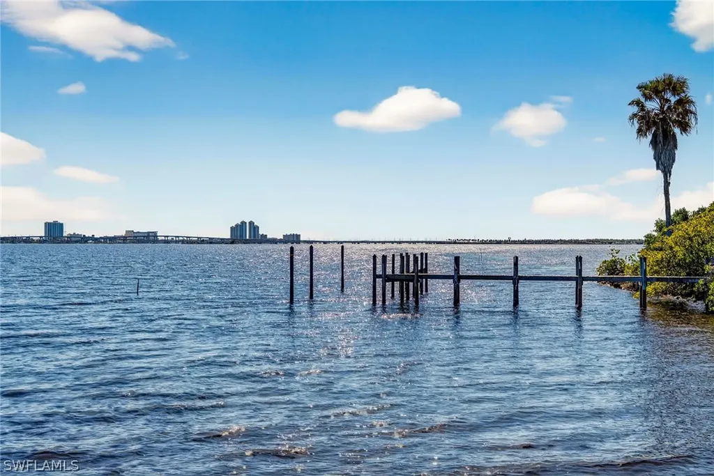 14729 Constitution Way North Fort Myers FL 33917