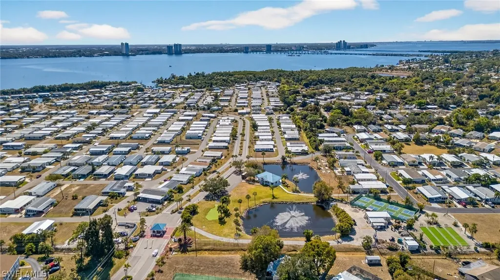 14729 Constitution Way North Fort Myers FL 33917