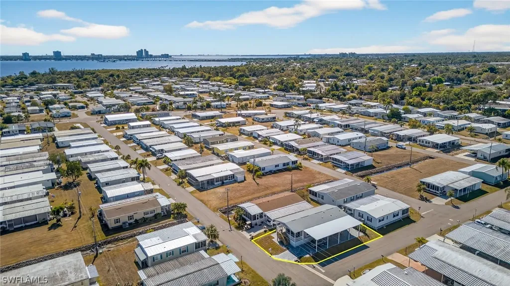 14729 Constitution Way North Fort Myers FL 33917