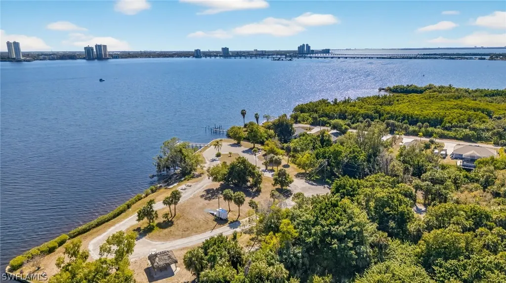 14729 Constitution Way North Fort Myers FL 33917