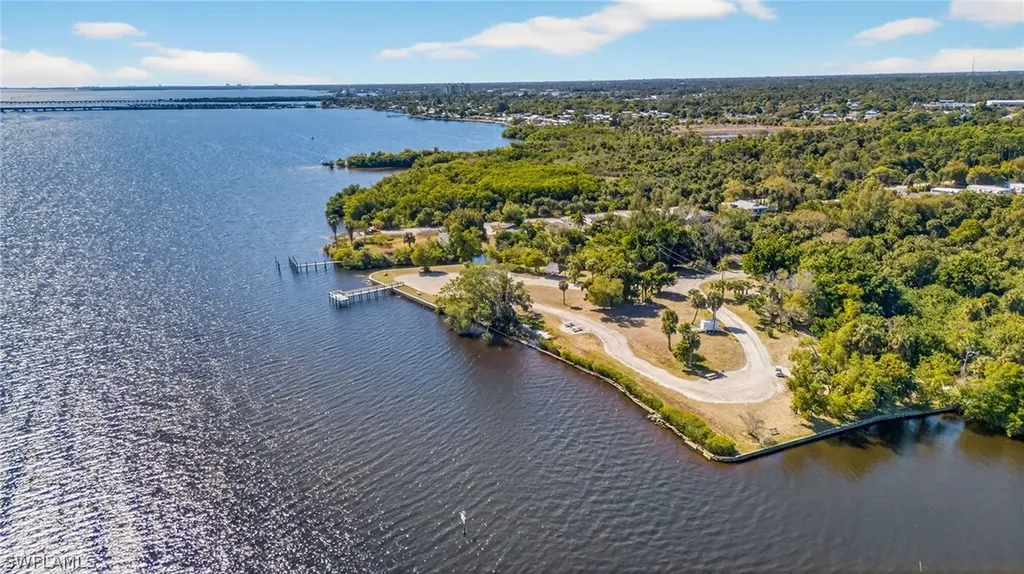 14729 Constitution Way North Fort Myers FL 33917