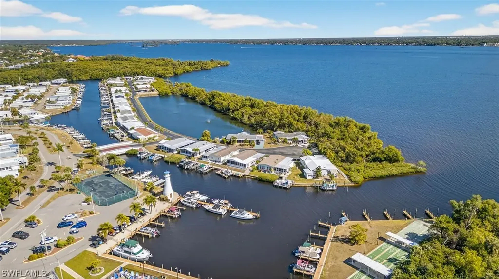 14729 Constitution Way North Fort Myers FL 33917