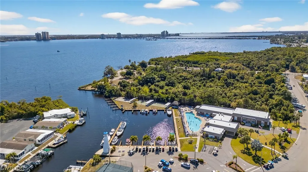 14729 Constitution Way North Fort Myers FL 33917