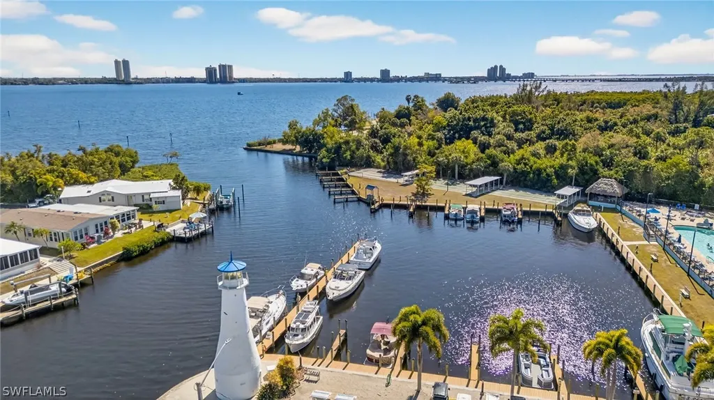 14729 Constitution Way North Fort Myers FL 33917