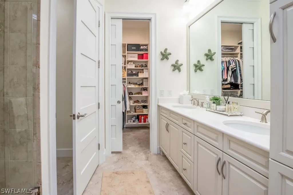 6867 Saona Court Naples FL 34113