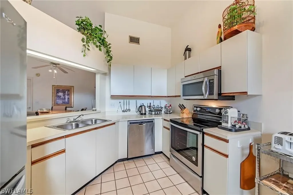 643 Beachwalk Circle Naples FL 34108