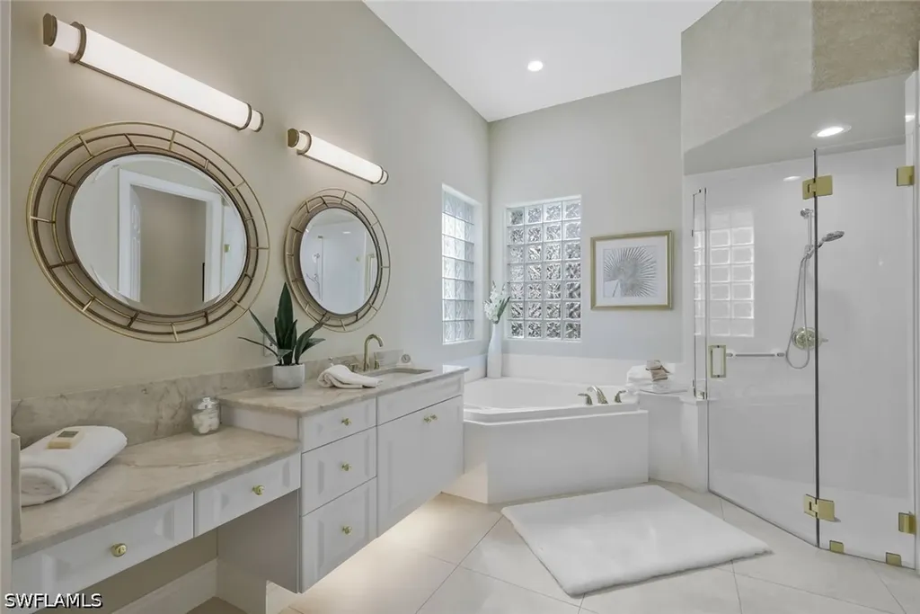 910 Villa Florenza Drive Naples FL 34119