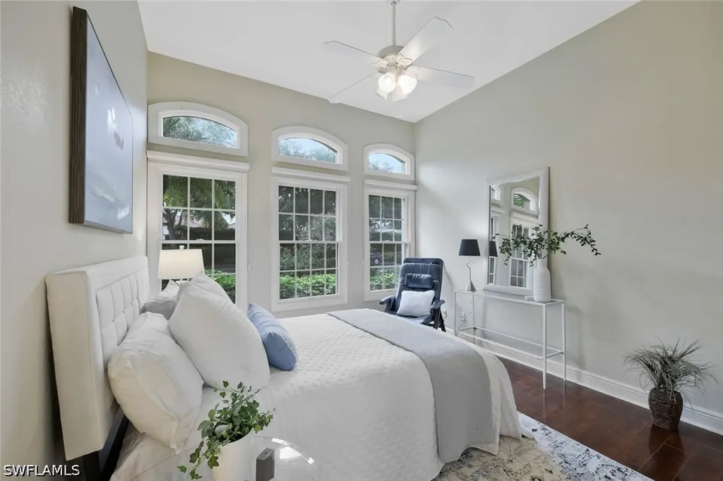 910 Villa Florenza Drive Naples FL 34119