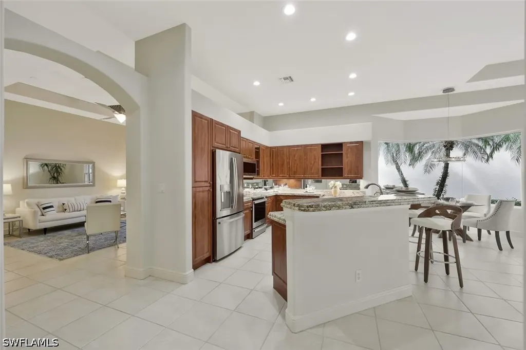 910 Villa Florenza Drive Naples FL 34119