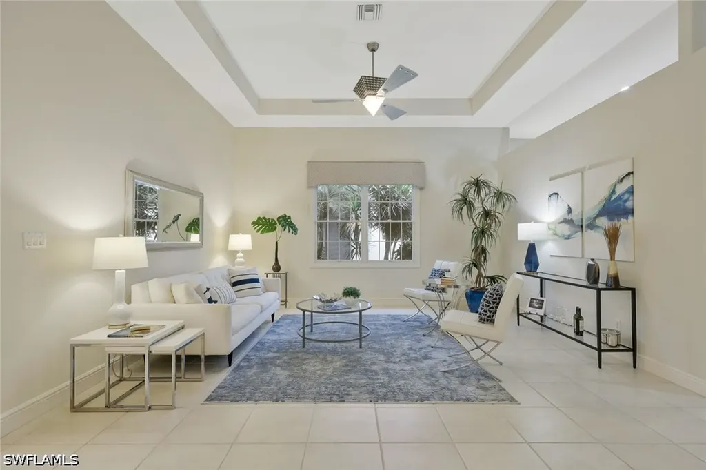 910 Villa Florenza Drive Naples FL 34119