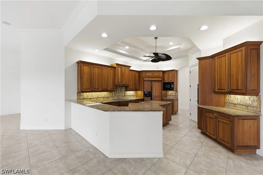 1687 Persimmon Drive Naples FL 34109