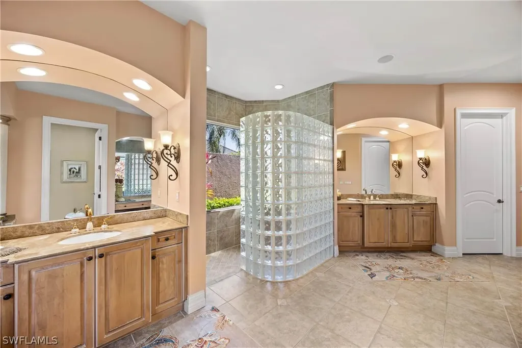 1687 Persimmon Drive Naples FL 34109