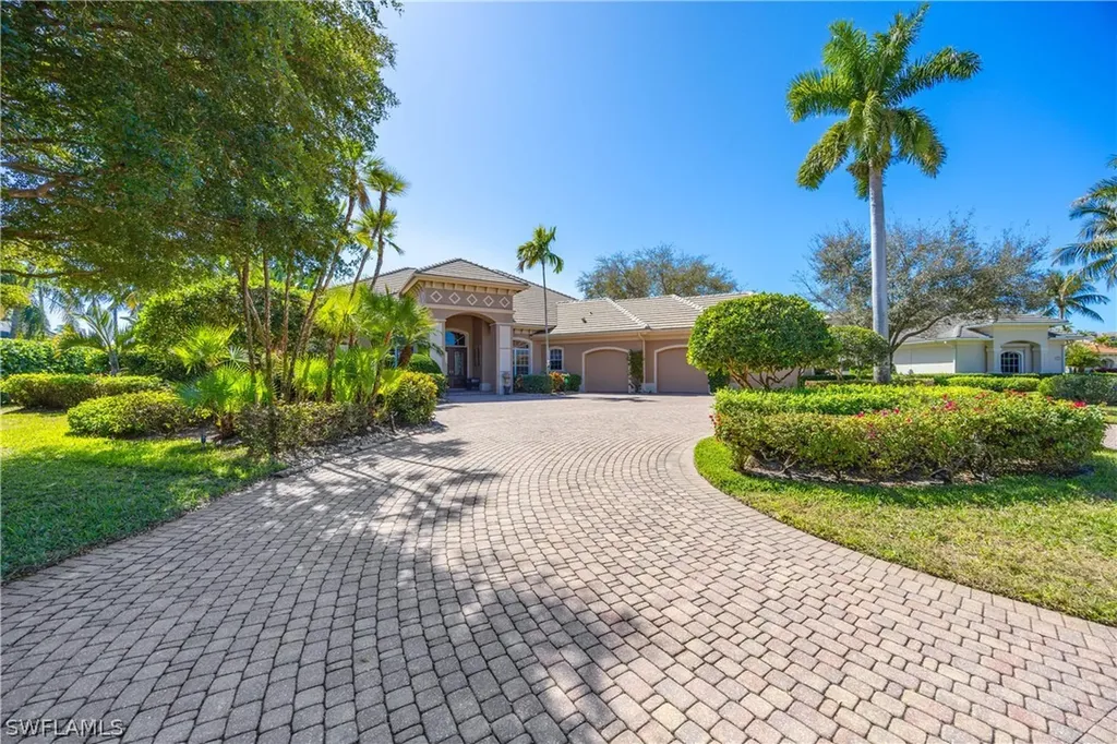 1687 Persimmon Drive Naples FL 34109