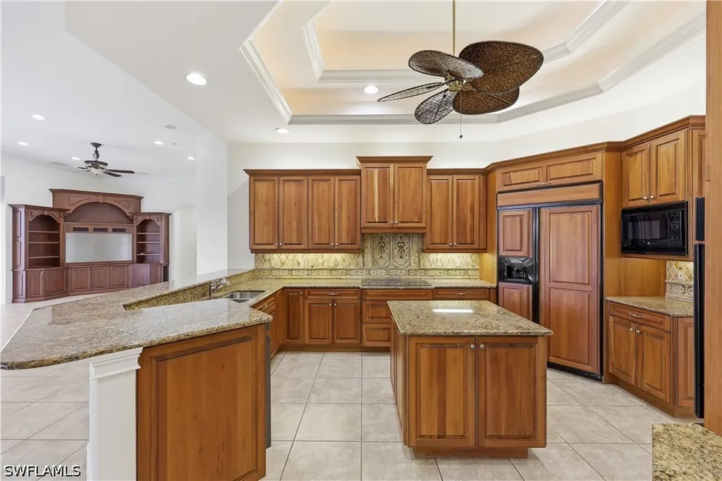 1687 Persimmon Drive Naples FL 34109