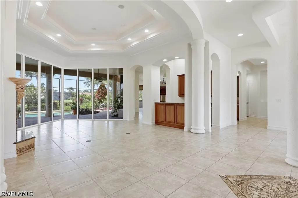 1687 Persimmon Drive Naples FL 34109