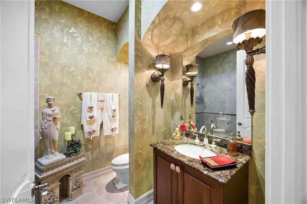 1687 Persimmon Drive Naples FL 34109