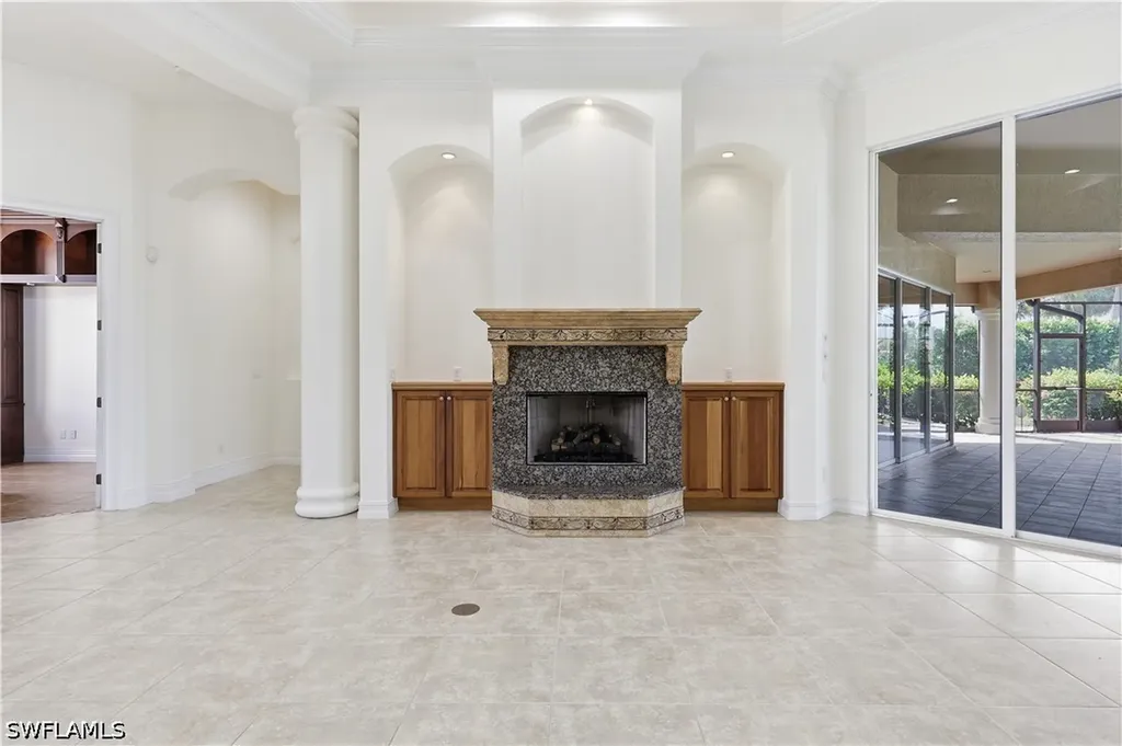 1687 Persimmon Drive Naples FL 34109