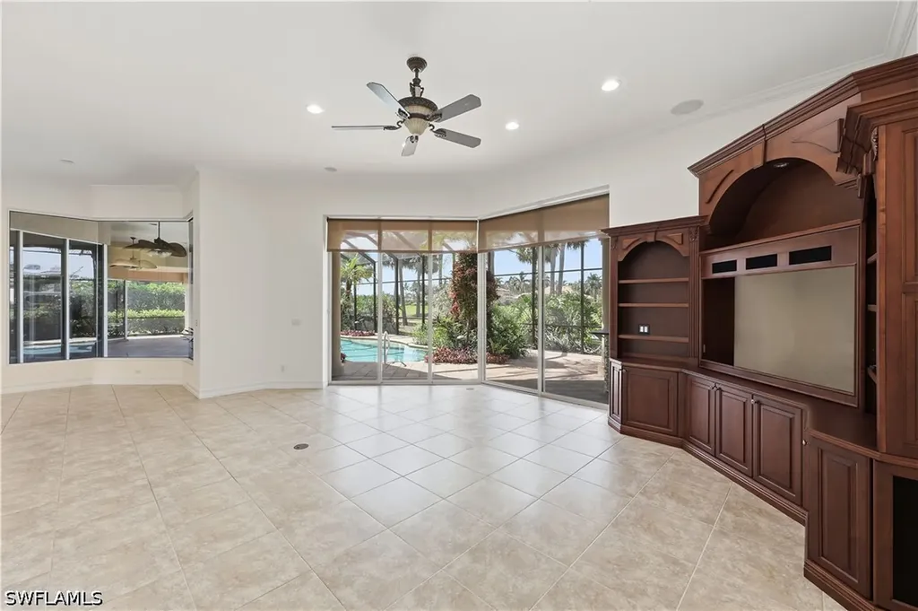 1687 Persimmon Drive Naples FL 34109