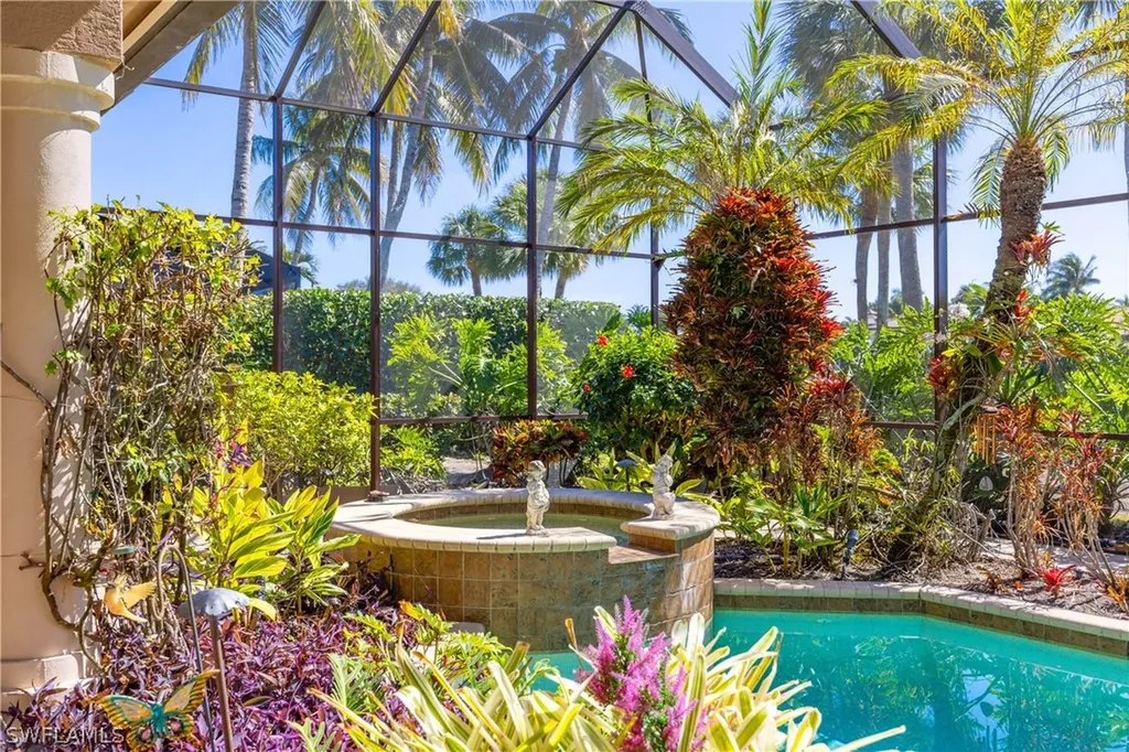 1687 Persimmon Drive Naples FL 34109
