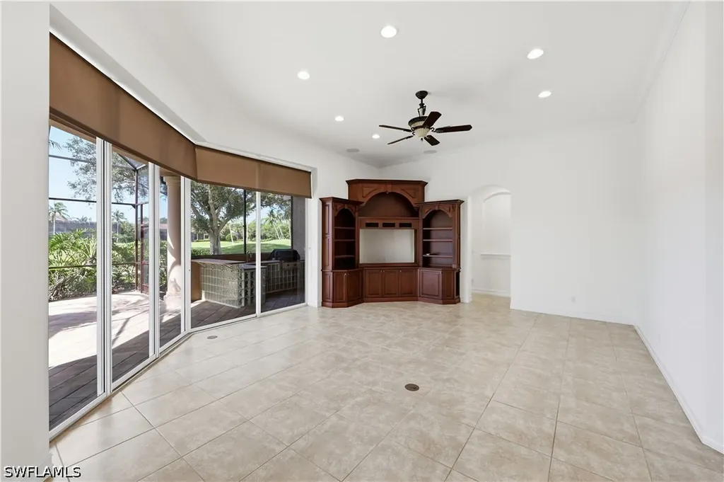 1687 Persimmon Drive Naples FL 34109