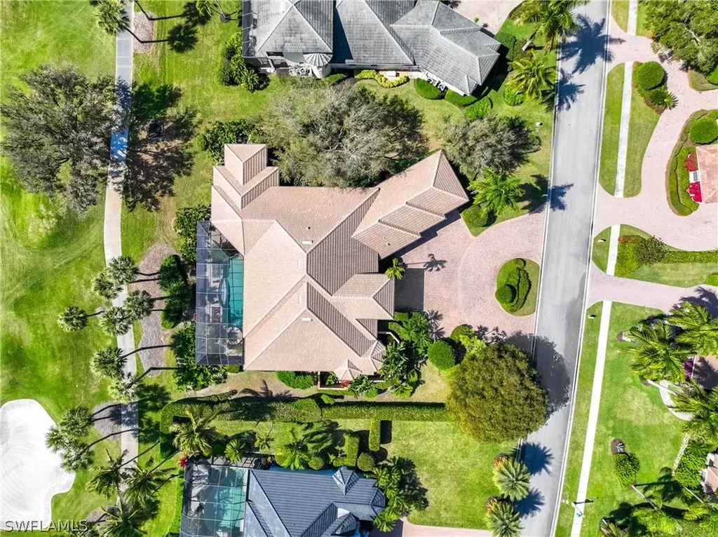 1687 Persimmon Drive Naples FL 34109