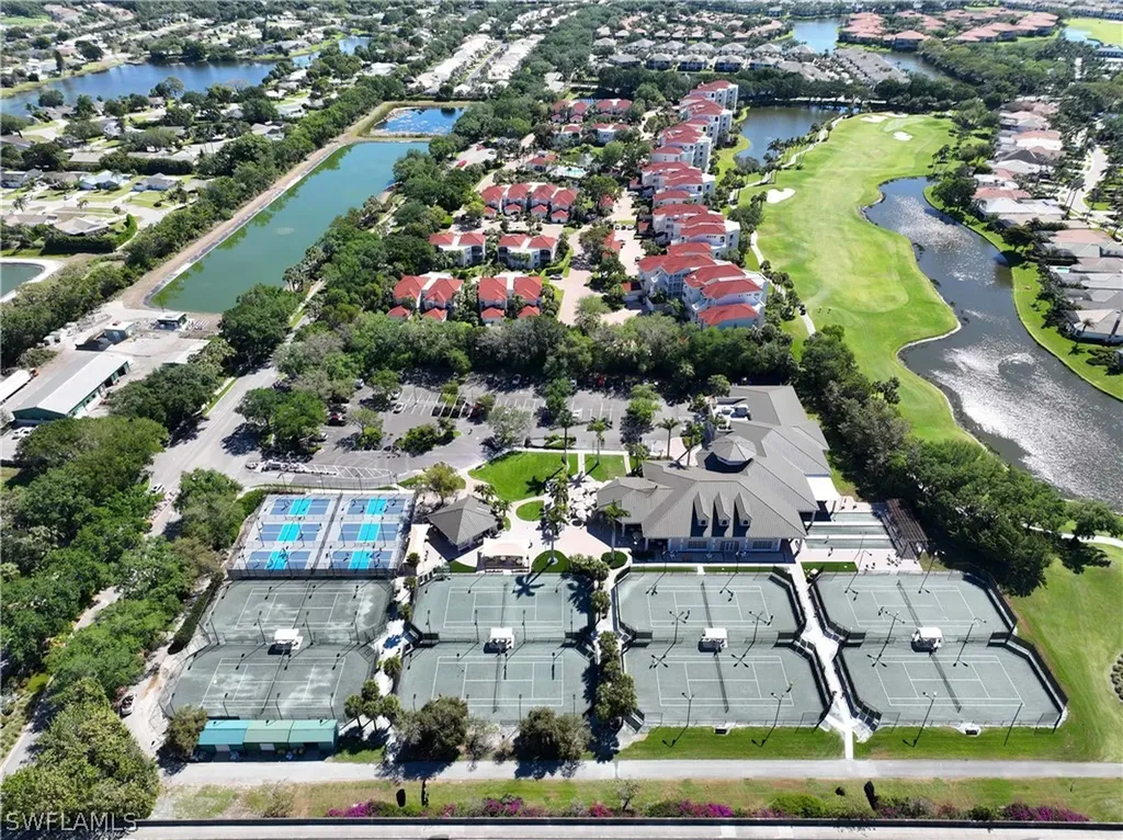 1687 Persimmon Drive Naples FL 34109