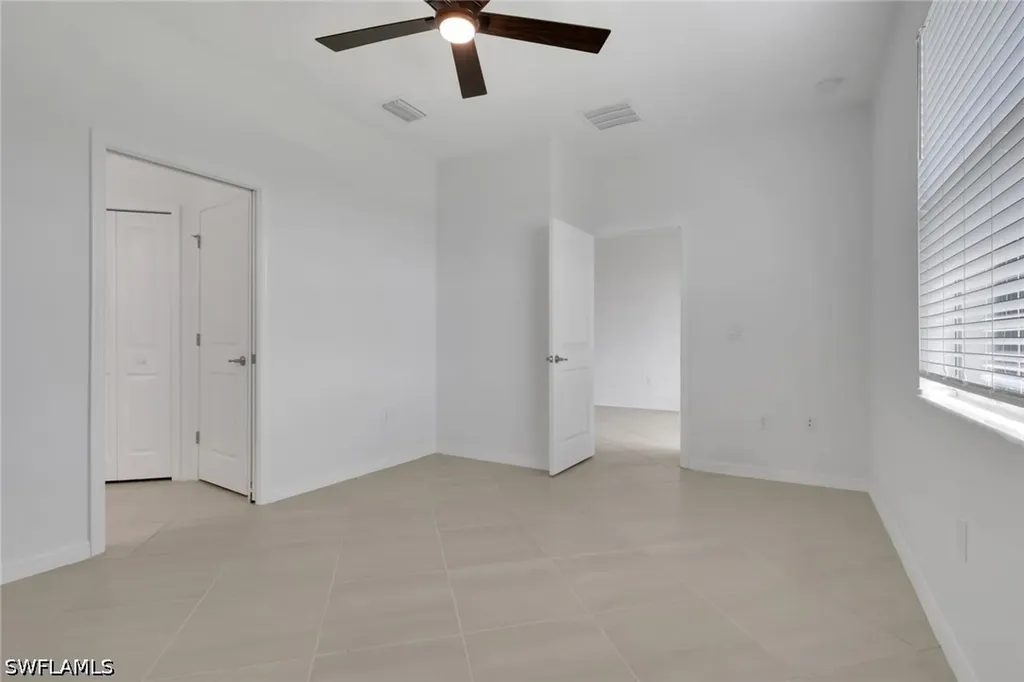 1645 Alameda Drive Naples FL 34120
