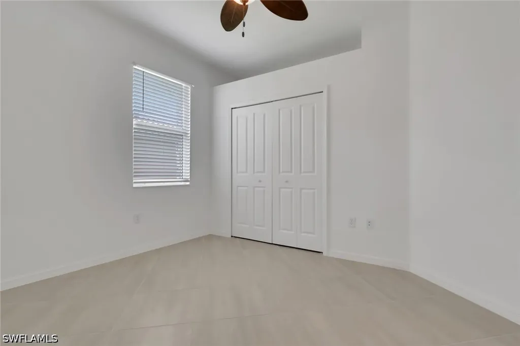 1645 Alameda Drive Naples FL 34120