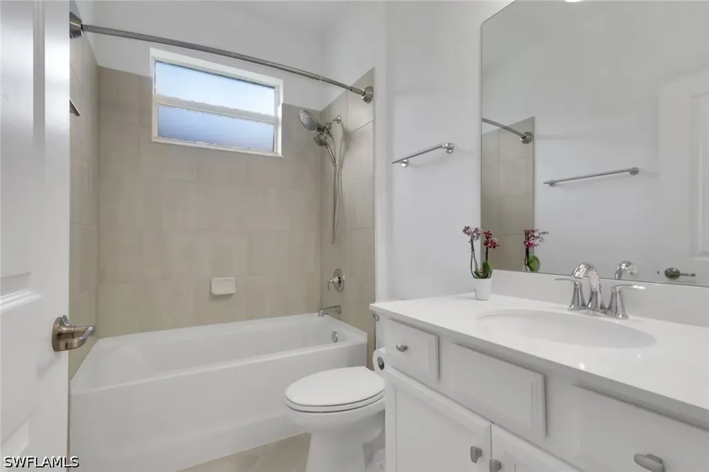 1645 Alameda Drive Naples FL 34120