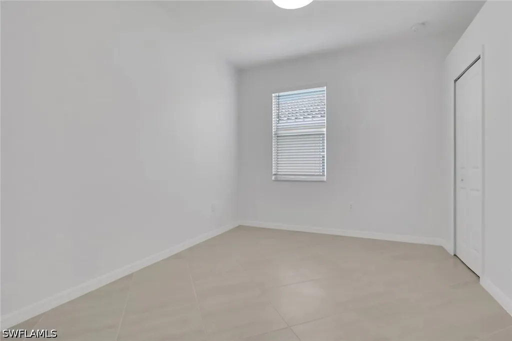 1645 Alameda Drive Naples FL 34120