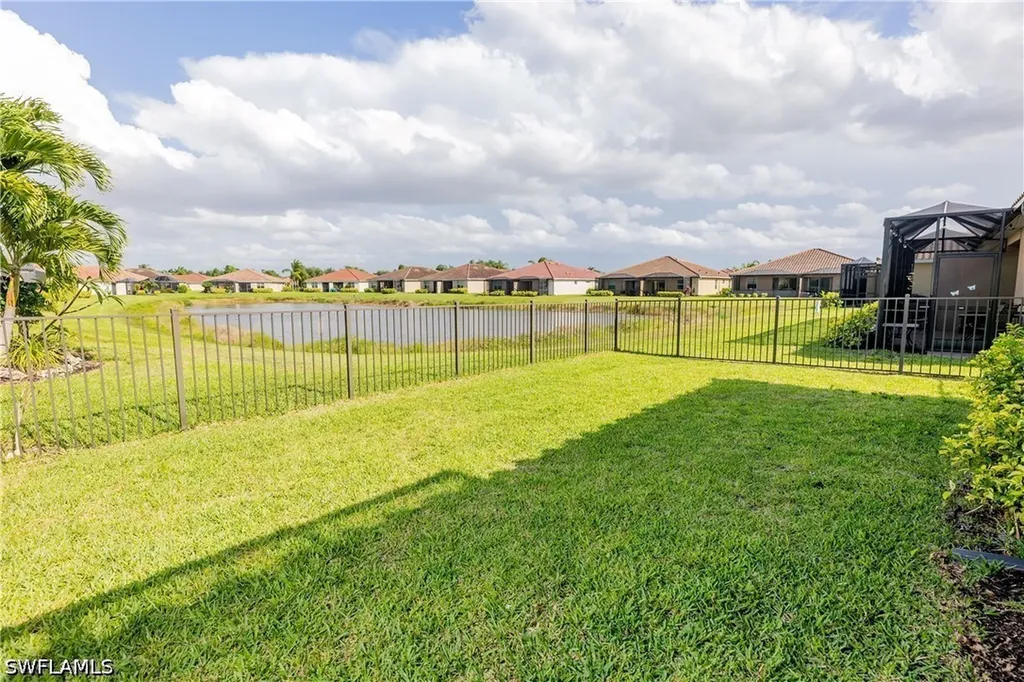 1645 Alameda Drive Naples FL 34120