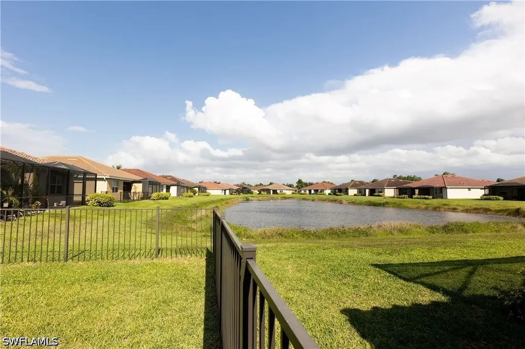 1645 Alameda Drive Naples FL 34120