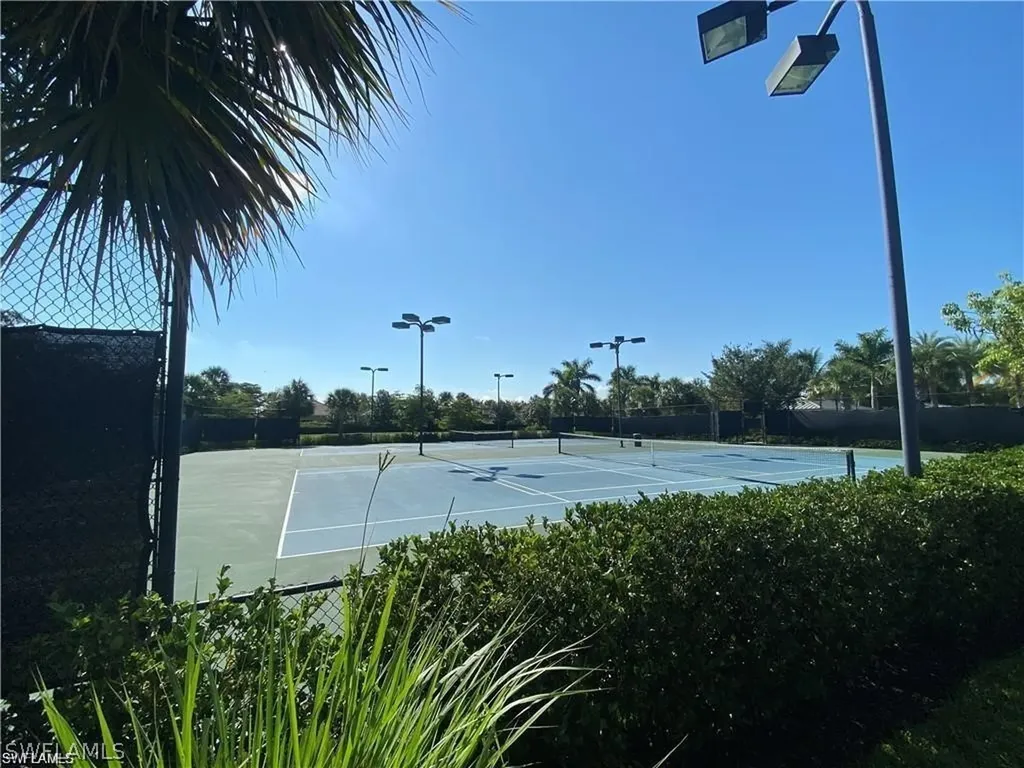 1645 Alameda Drive Naples FL 34120