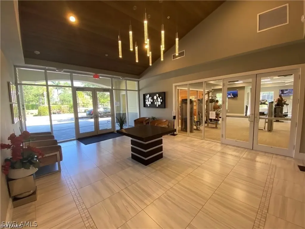 1645 Alameda Drive Naples FL 34120