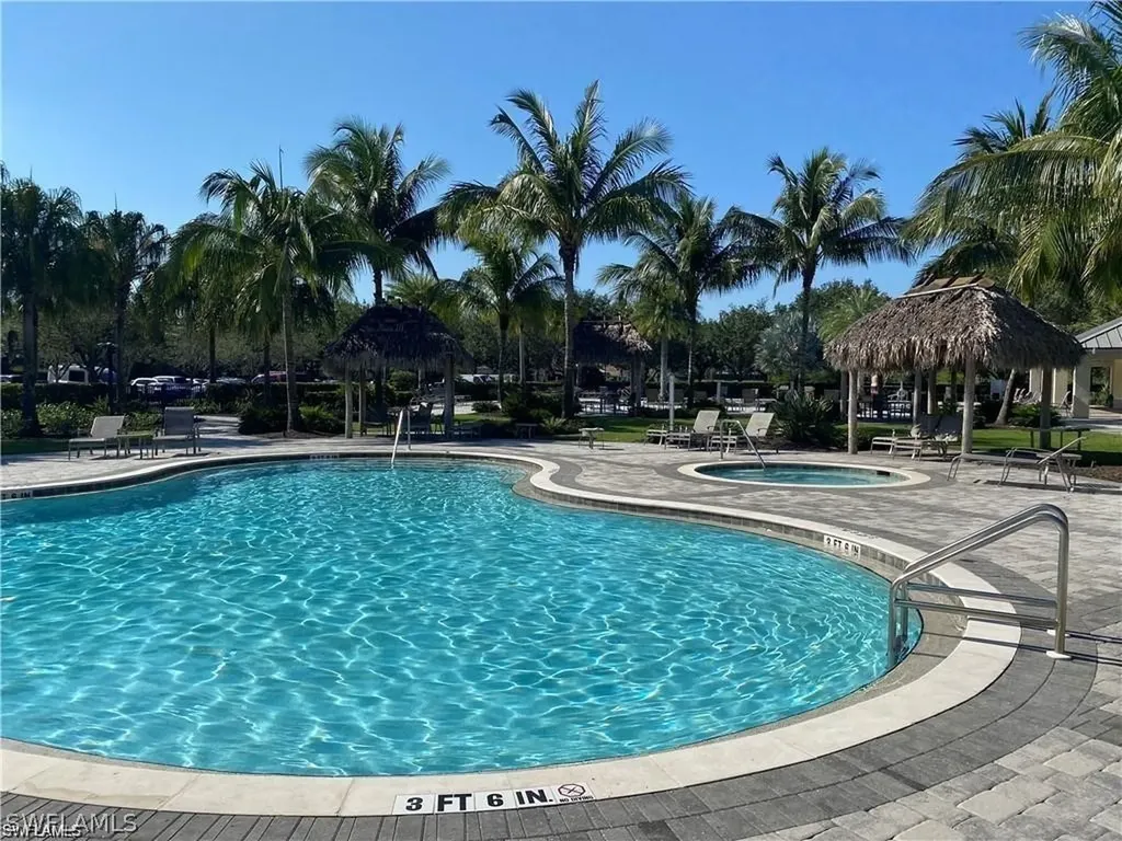 1645 Alameda Drive Naples FL 34120