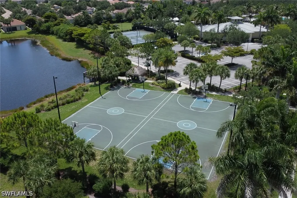 1645 Alameda Drive Naples FL 34120