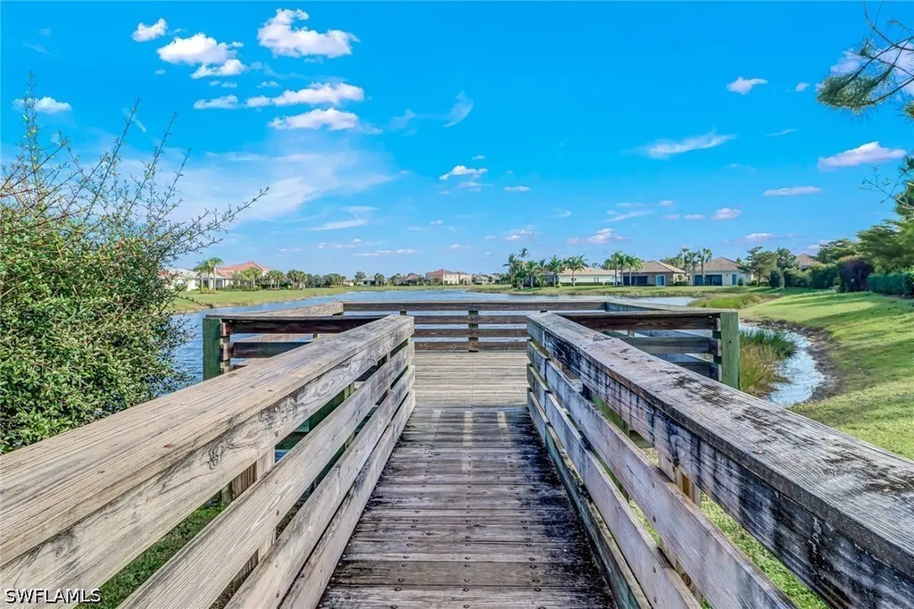 1645 Alameda Drive Naples FL 34120