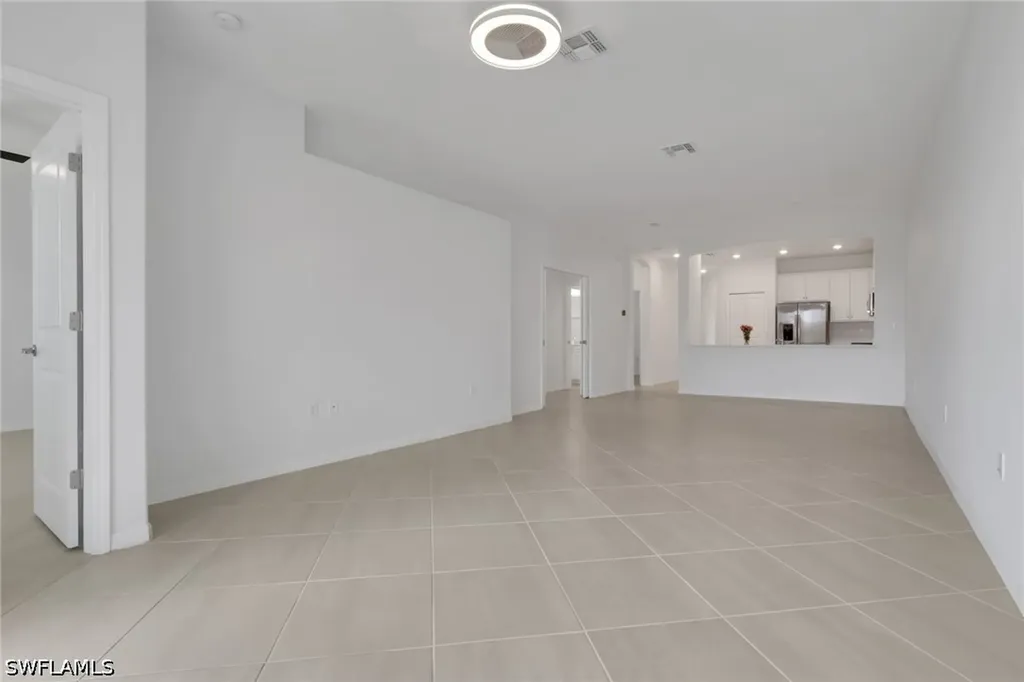 1645 Alameda Drive Naples FL 34120