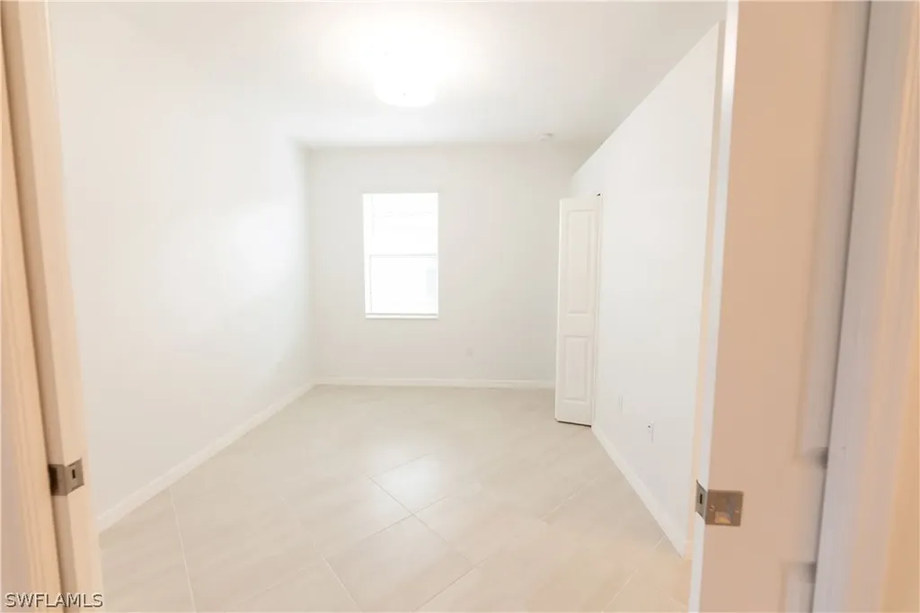 1645 Alameda Drive Naples FL 34120