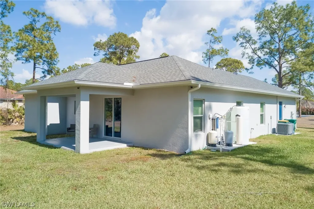911 14th Street SE Naples FL 34117