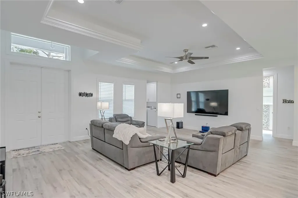 911 14th Street SE Naples FL 34117