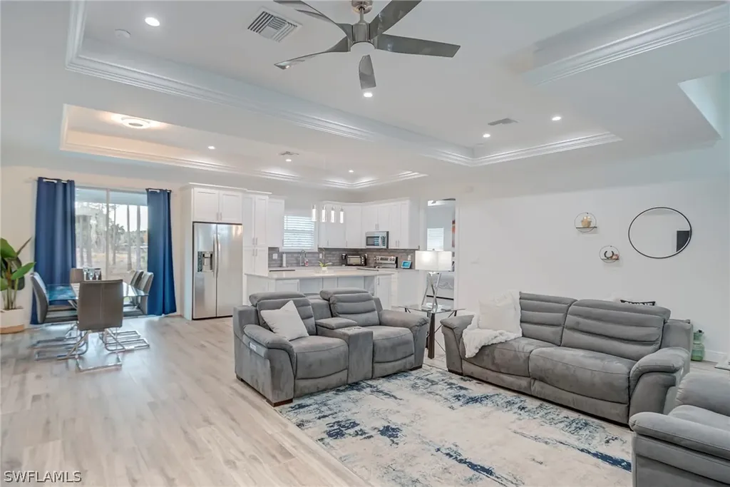 911 14th Street SE Naples FL 34117