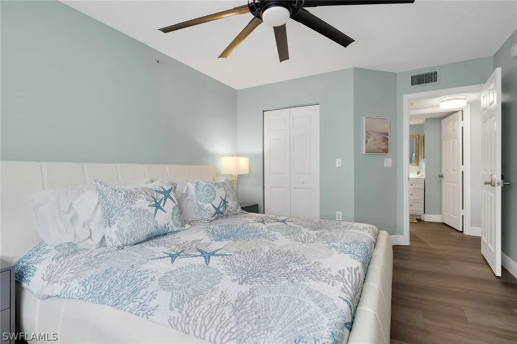8851 Colonnades Court W Bonita Springs FL 34135